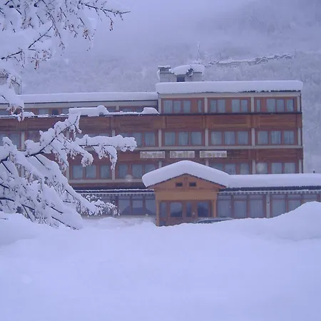 Hotel Dalla Serra 3*